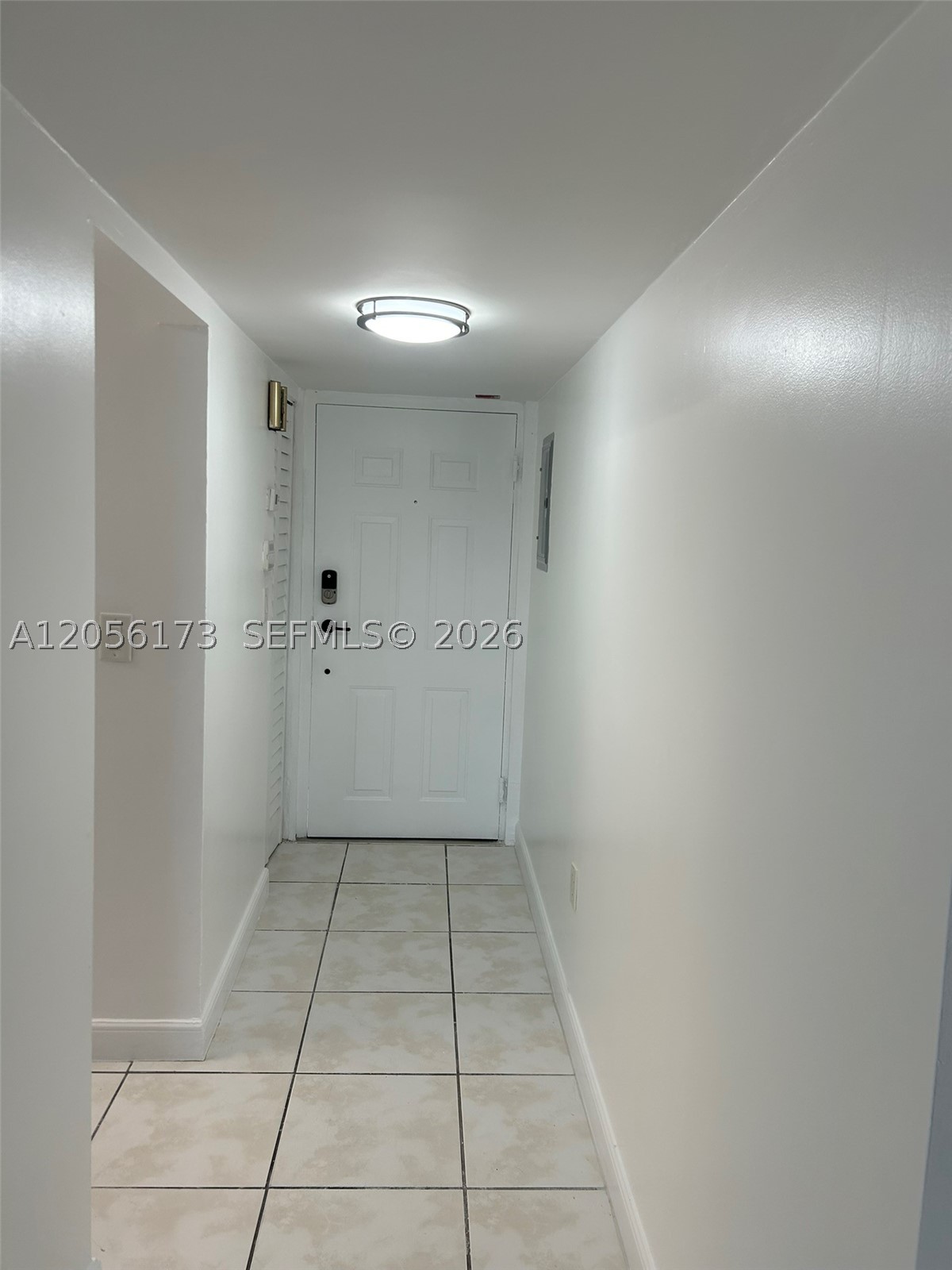 SAMARI LAKE EAST CONDO - Residential Lease