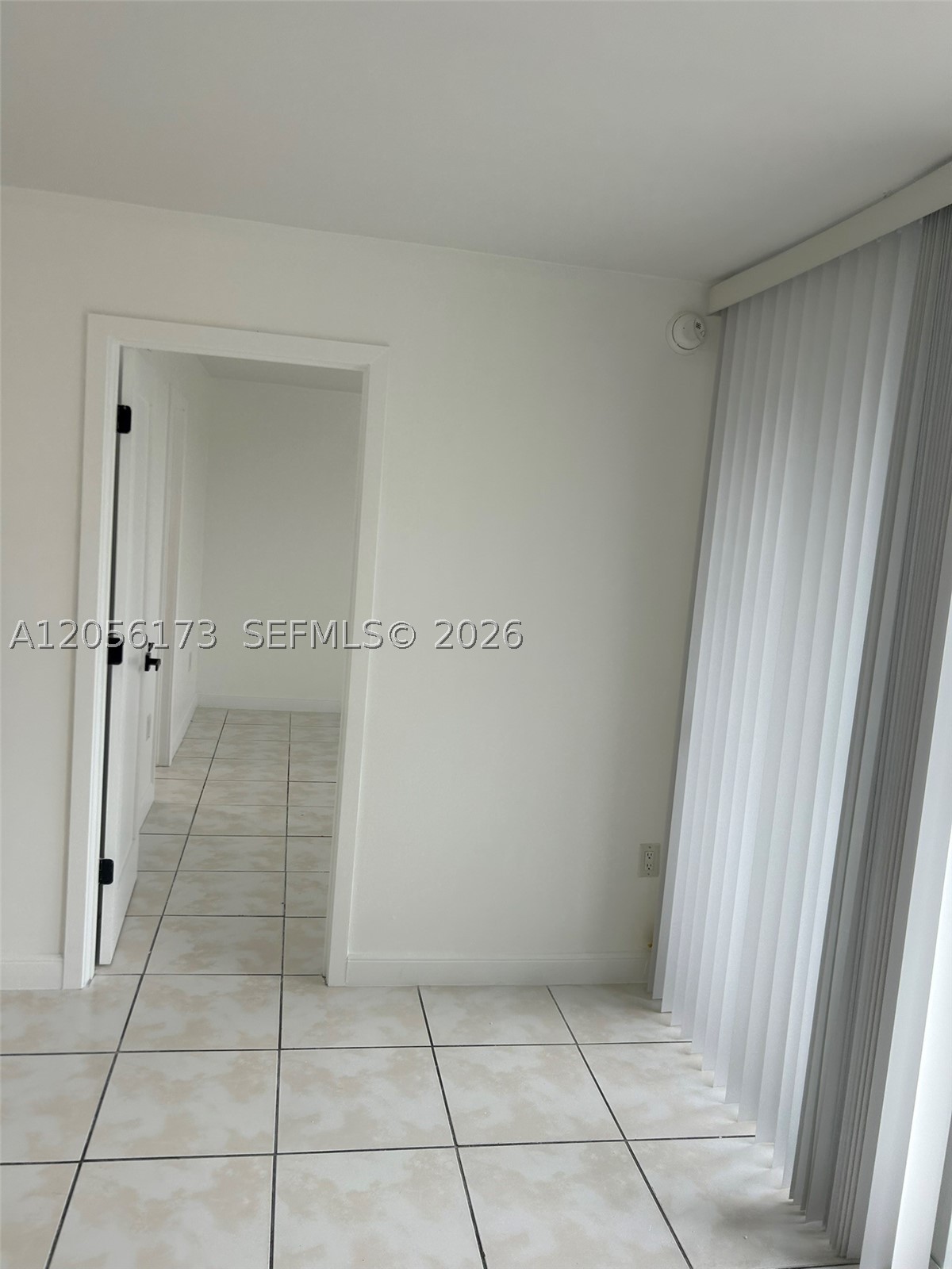 SAMARI LAKE EAST CONDO - Residential Lease