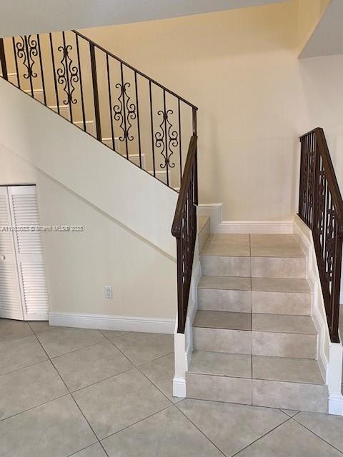 ARC GROVE CONDO - Residential Lease