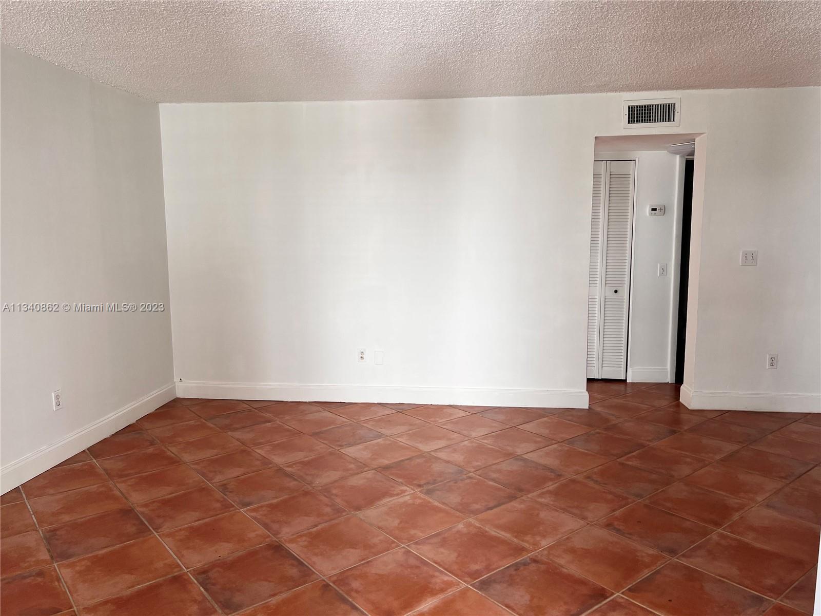 NORTH BAY VILLAS CONDO - Residential Lease