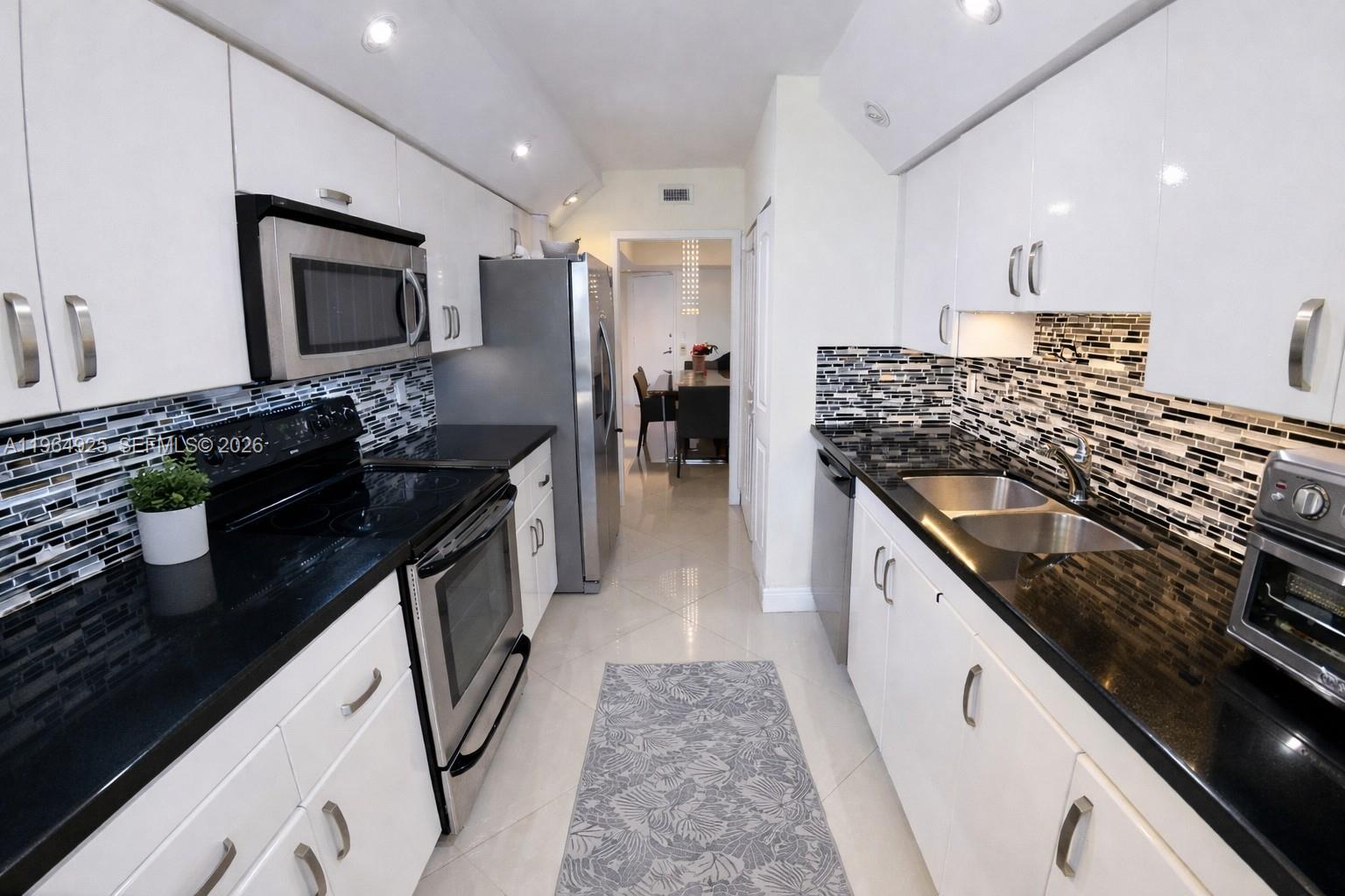TURNBERRY ISLE CONDO - Residential