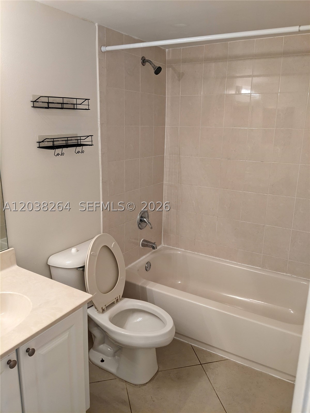 BELASERA AT PINE ISLAND C - Residential Lease