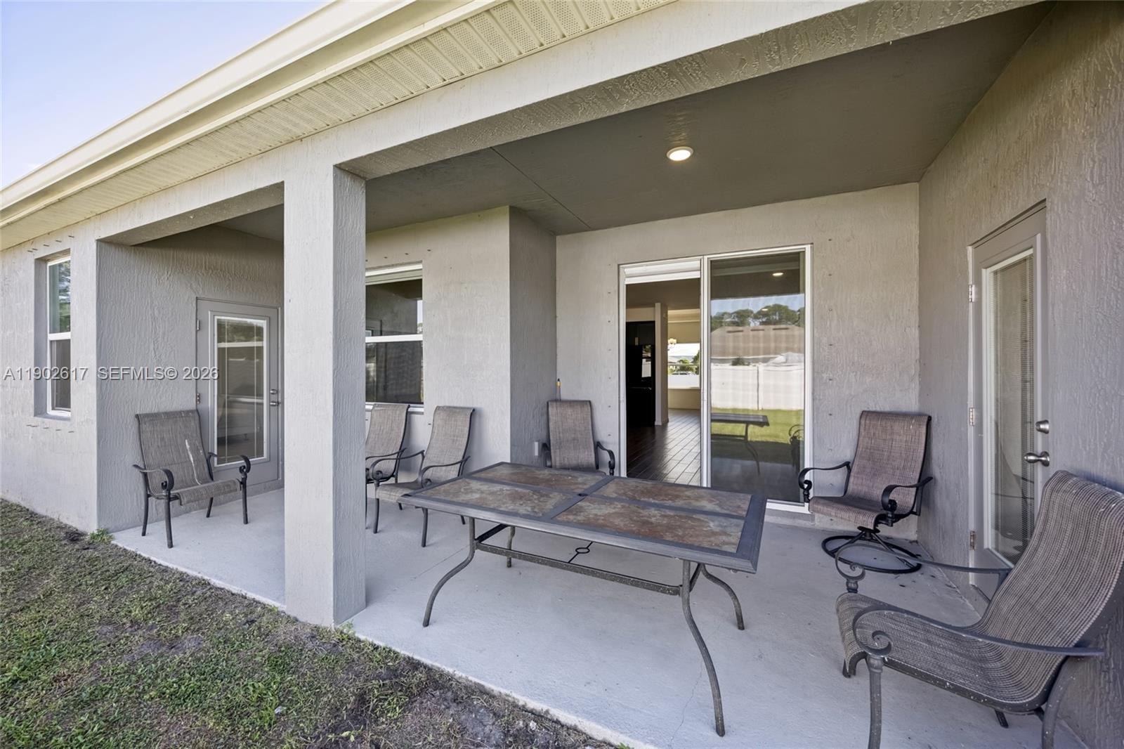 PORT ST LUCIE SECTION 17 - Residential