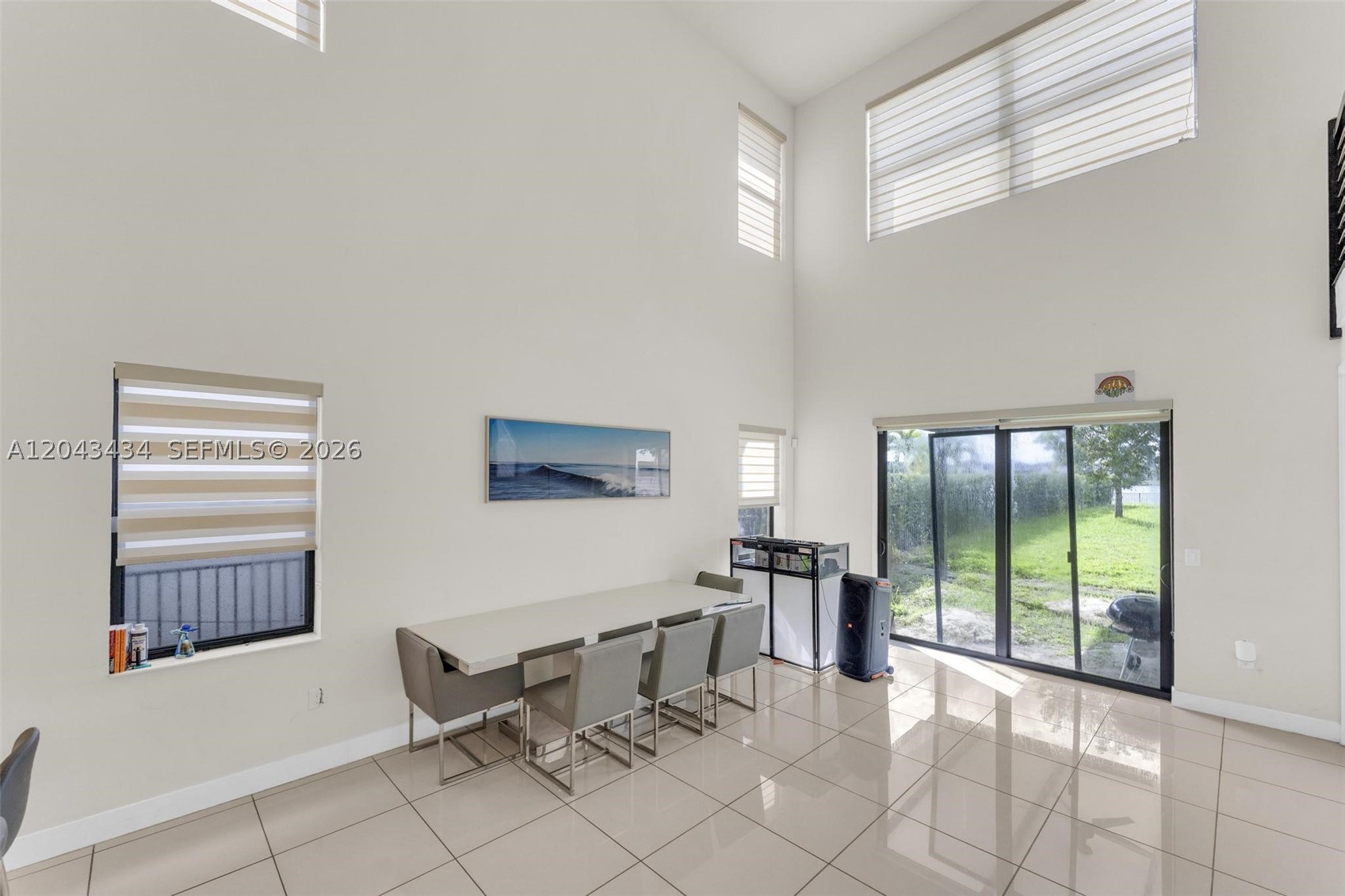 DUNNWOODY LAKE - Residential