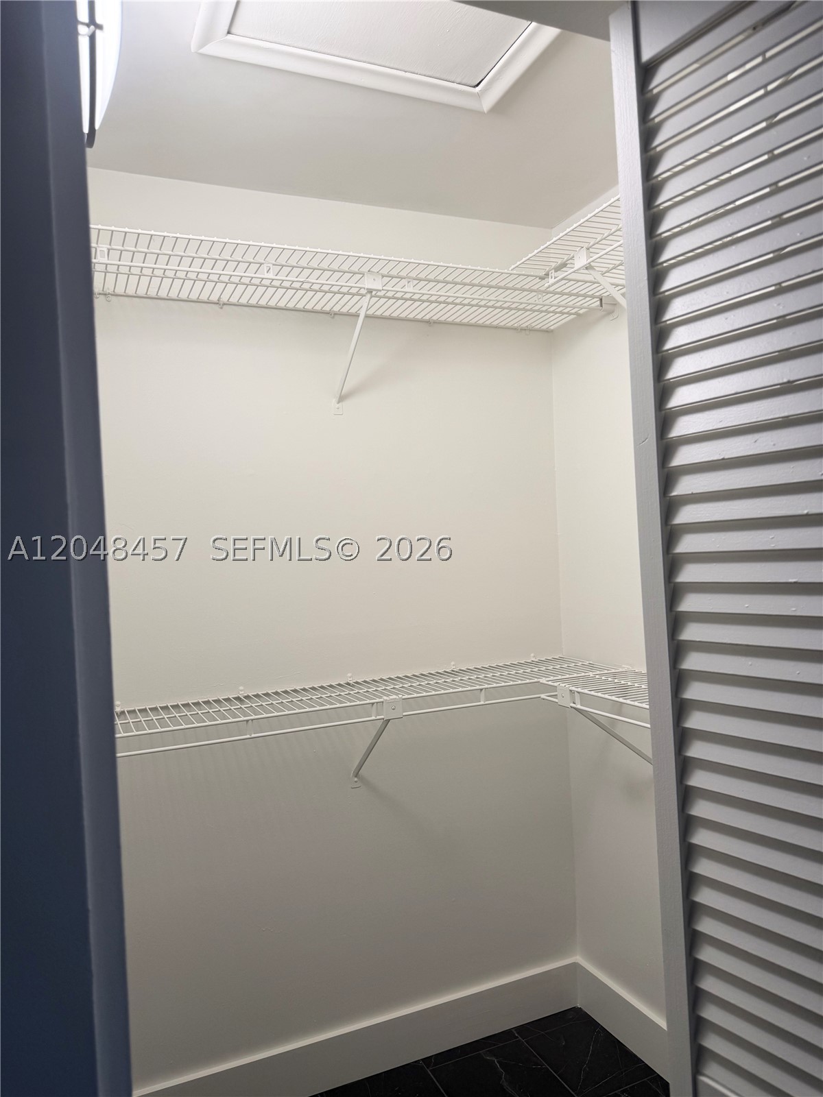 GREENGLADES CONDO13 - Residential Lease