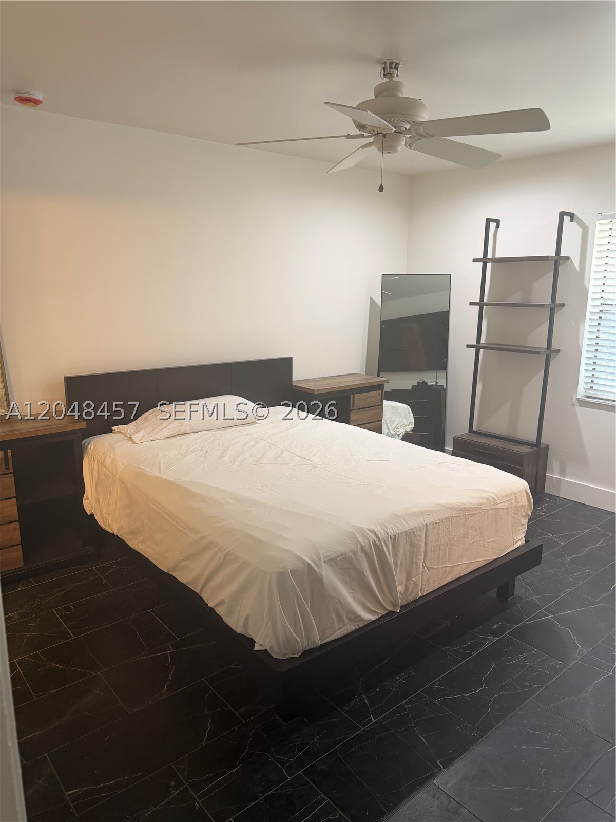 GREENGLADES CONDO13 - Residential Lease