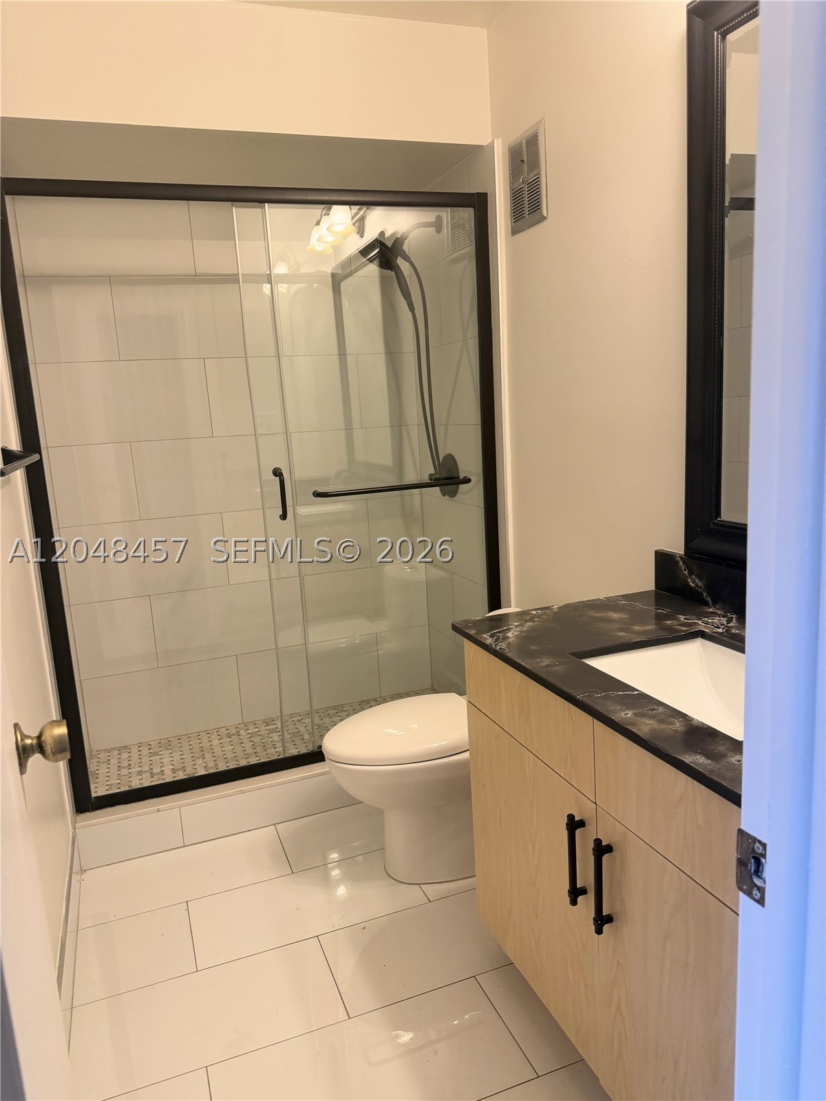 GREENGLADES CONDO13 - Residential Lease