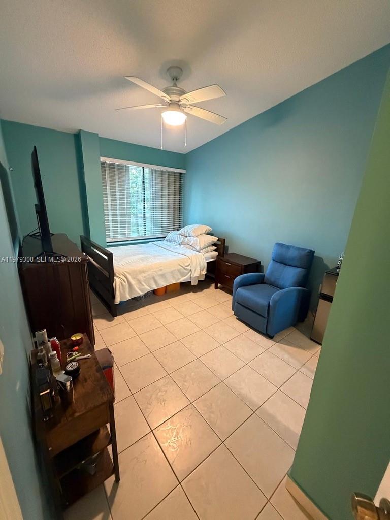 LAKEVIEW TOWNHOMES CONDO - Residential