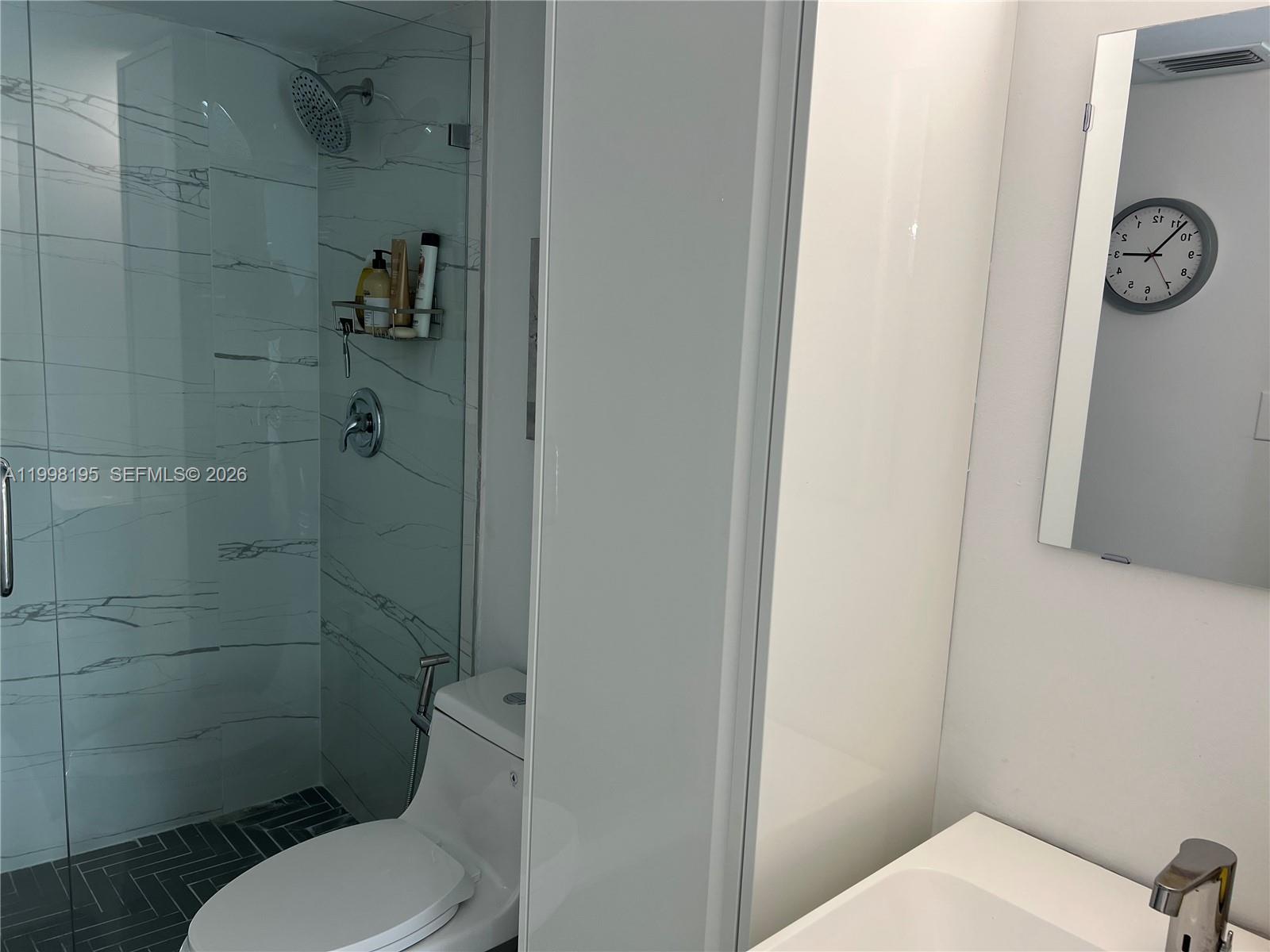 CLINTON CONDO - Residential
