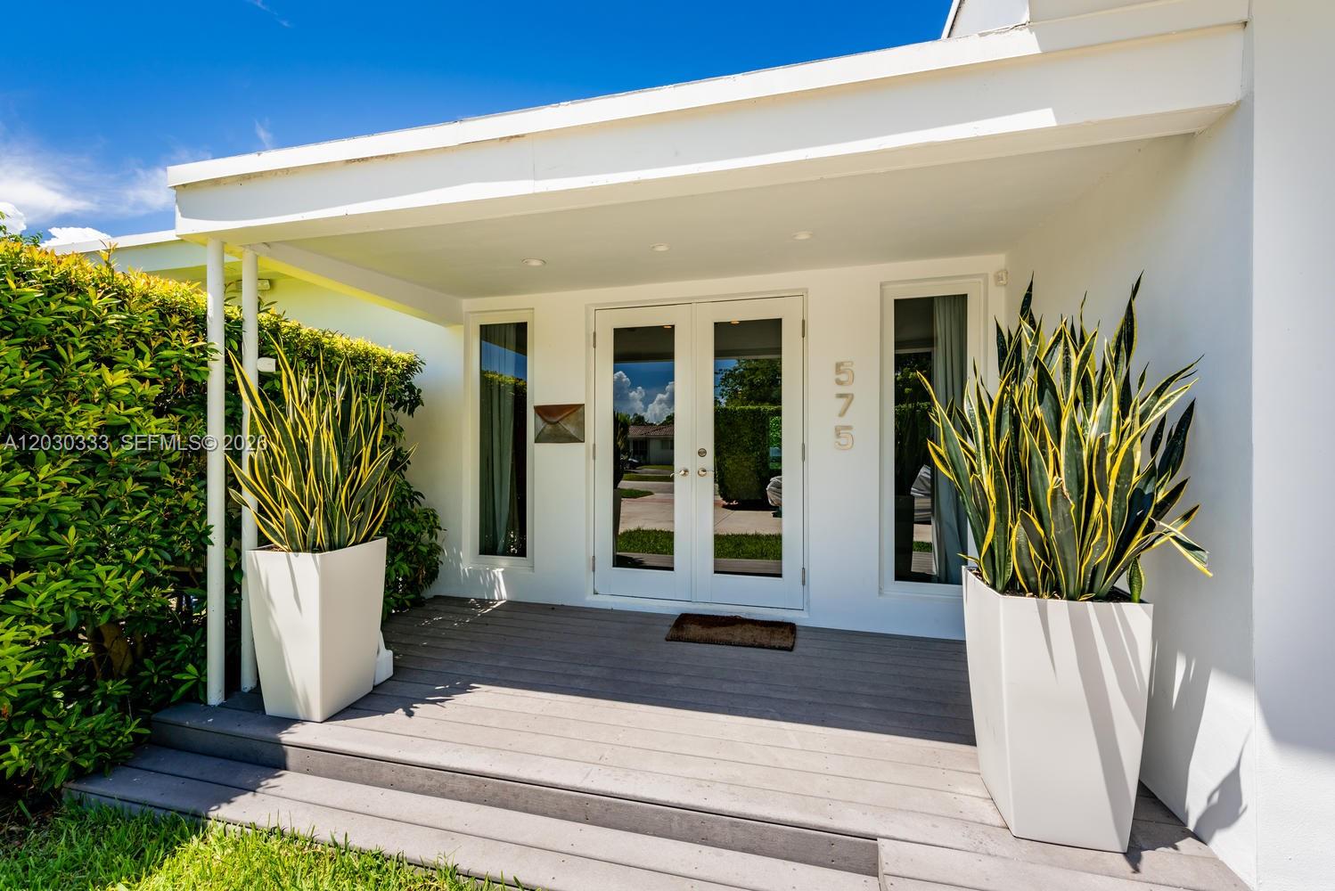 LAKE VIEW SUB - Residential Lease