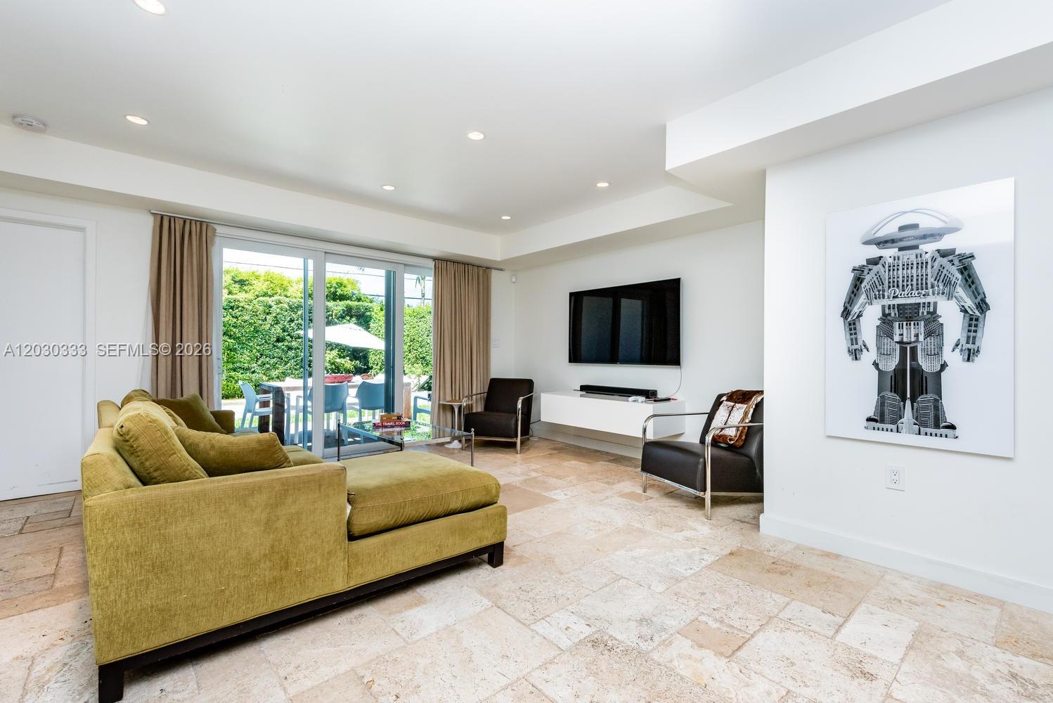 LAKE VIEW SUB - Residential Lease