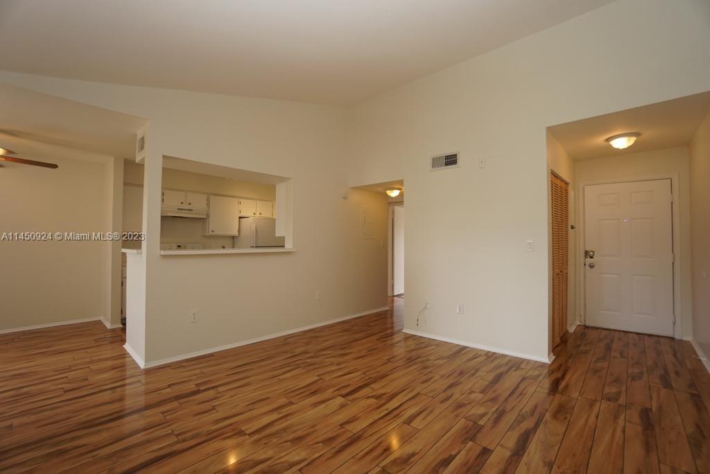 SAILBOAT POINTE CONDO - Residential