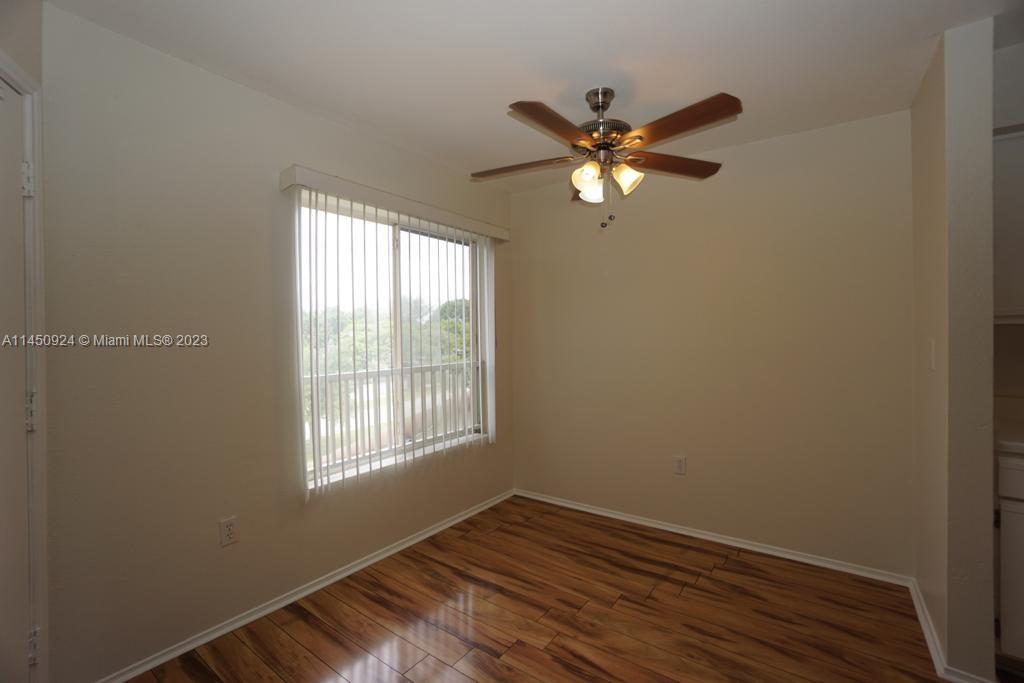 SAILBOAT POINTE CONDO - Residential