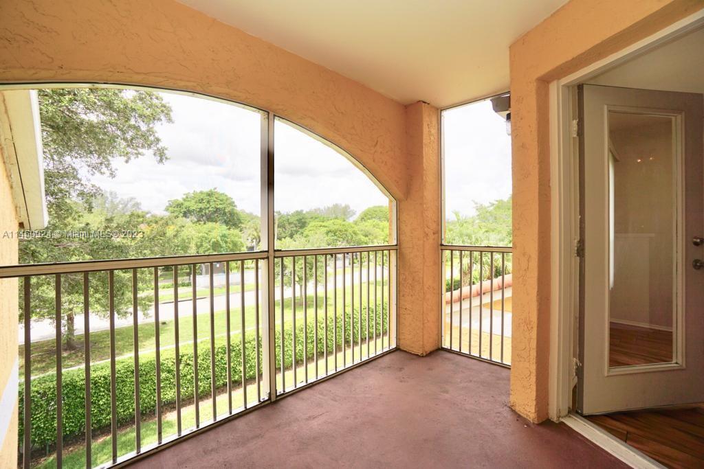 SAILBOAT POINTE CONDO - Residential