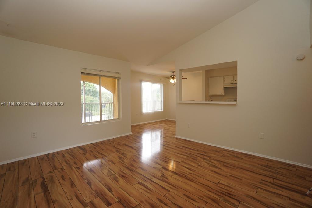 SAILBOAT POINTE CONDO - Residential