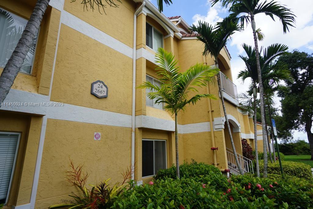 BEAUTIFULL COMMUNITY, ALL AGES WELCOME. GARDEN VIEW. SPACIOUS 1 BEDROOM UNIT.  LAUNDRY IN UNIT AND KITCHEN HAS GREAT STORAGE. SCREENED PATIO OFF LIVING AREA WITH OUTSIDE STORAGE CLOSET. COMMUNITY OFFERS FULL AMENITIES INCLUDING POOL, SPA, EXECERISE ROOM AND MORE. ALSO COMMUNITY HAS GATE CONTROLLED ACCESS. THIS IS A PET FRIENDLY COMMUNITY WITH 2 PETS ALLOWED. RENTED