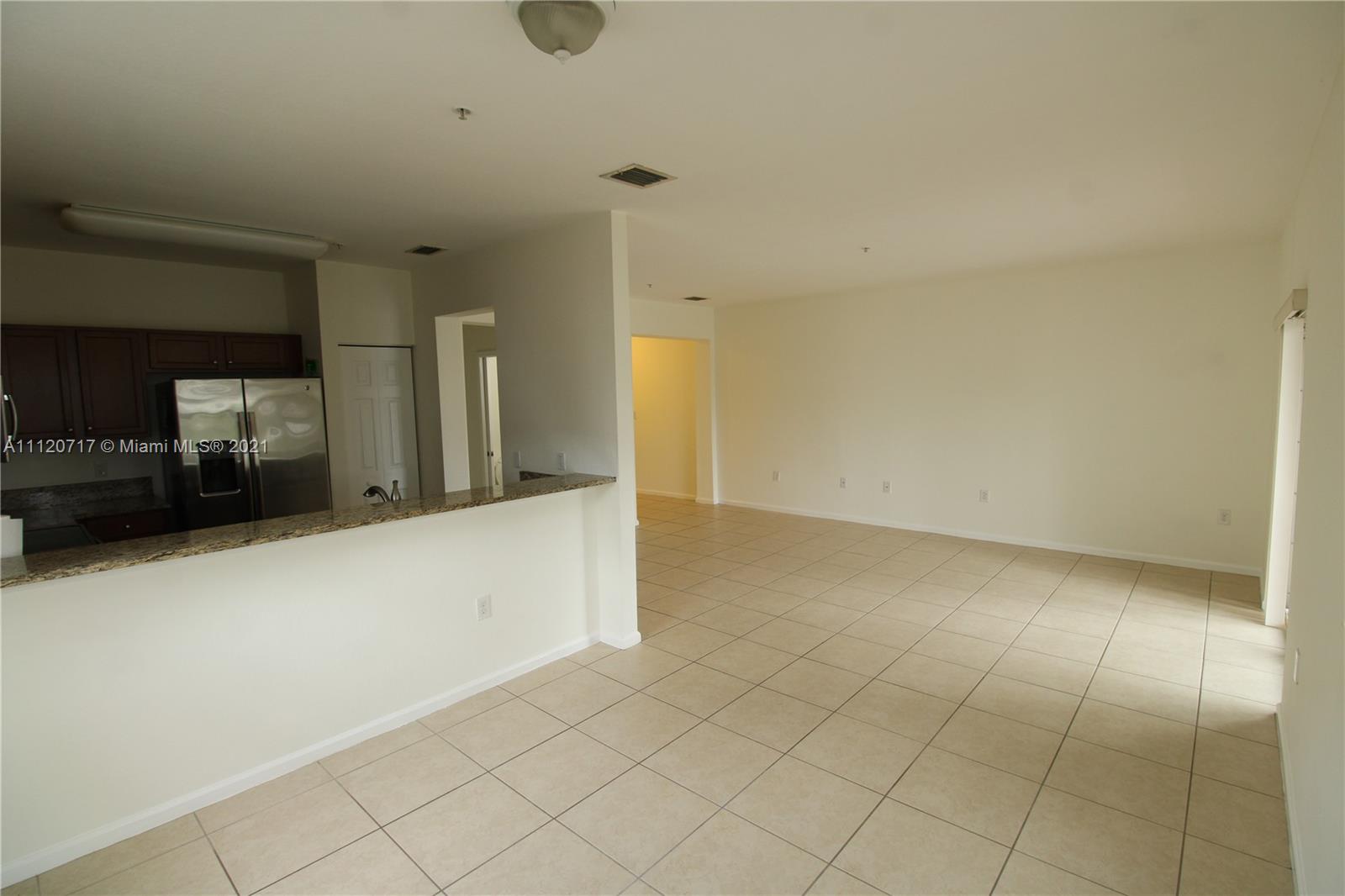 ST MAARTEN AT GRAND BAY C - Residential Lease