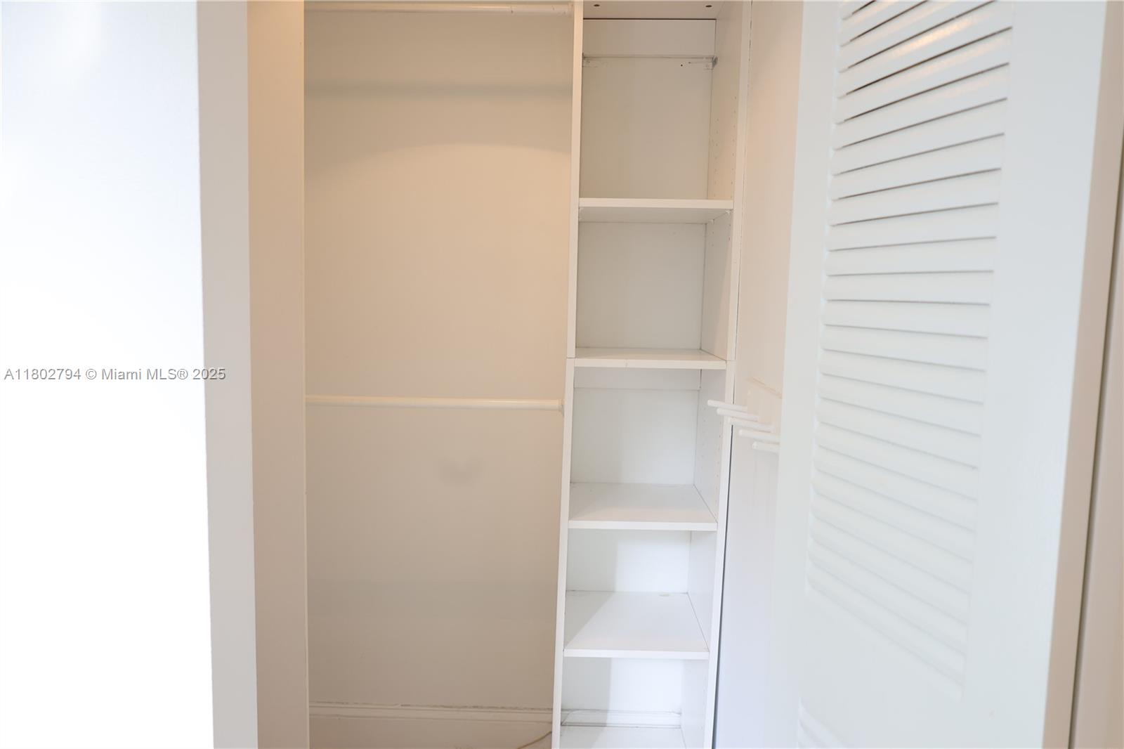 GABLES POINT III CONDO - Residential Lease