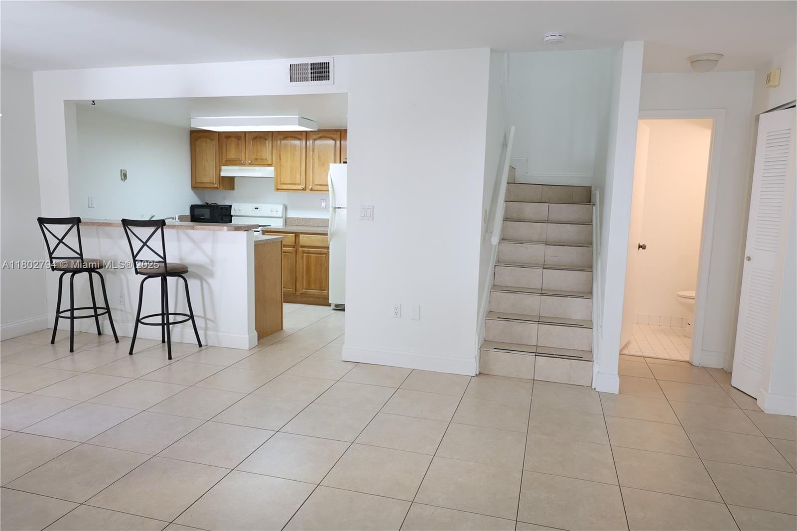 GABLES POINT III CONDO - Residential Lease