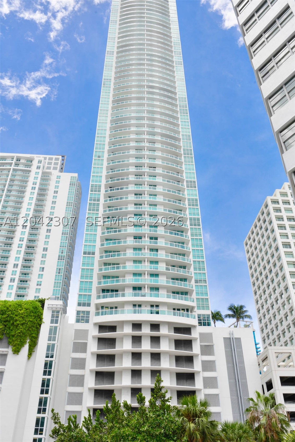 THE PLAZA 851 BRICKELL CO - Residential Lease