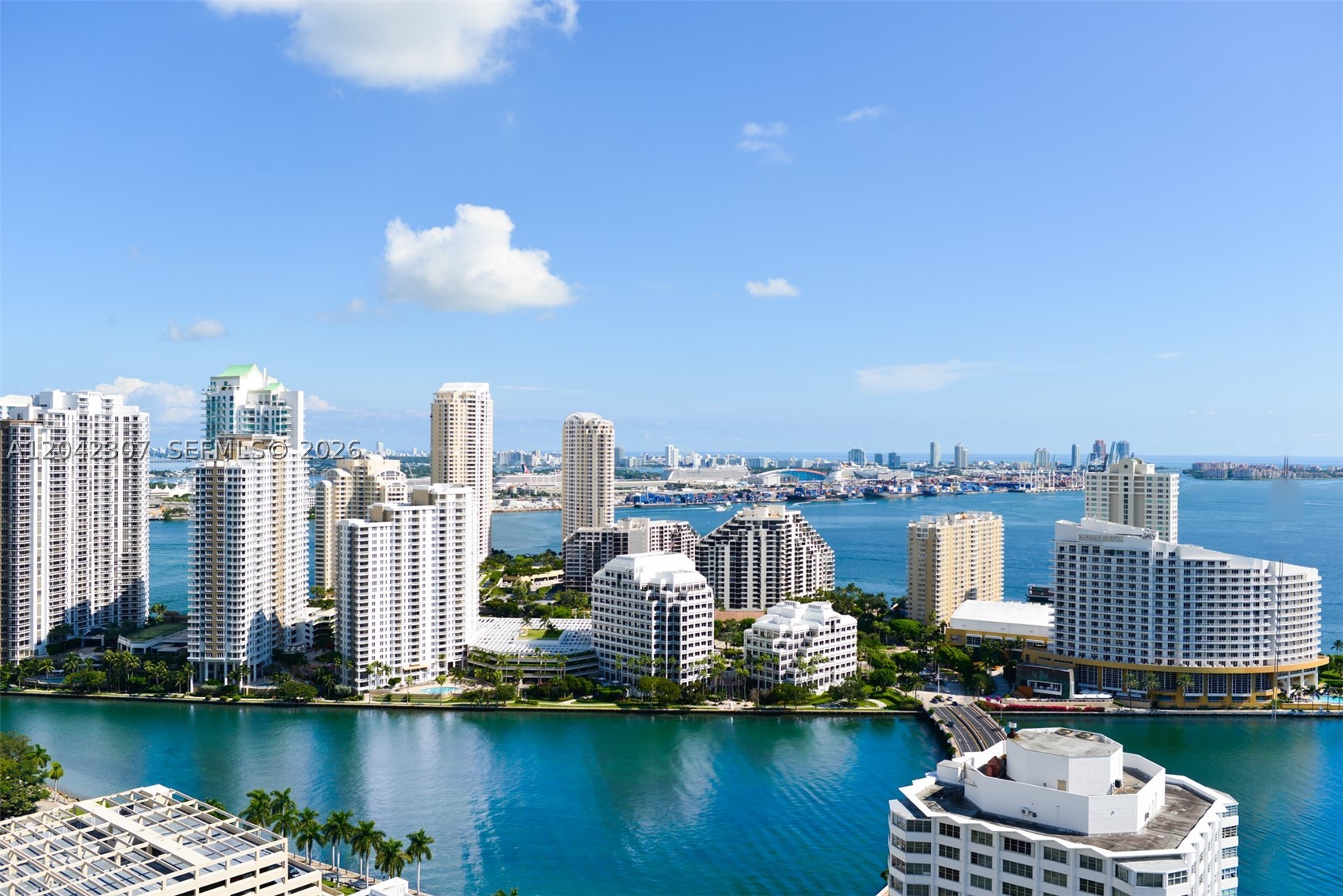 THE PLAZA 851 BRICKELL CO - Residential Lease