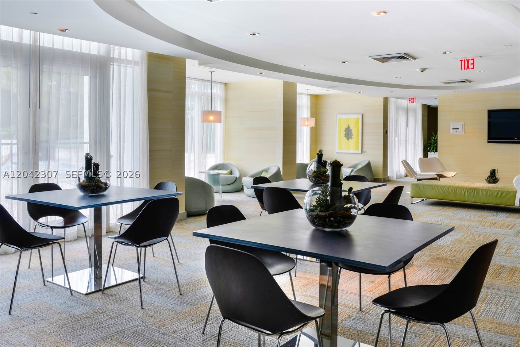 THE PLAZA 851 BRICKELL CO - Residential Lease