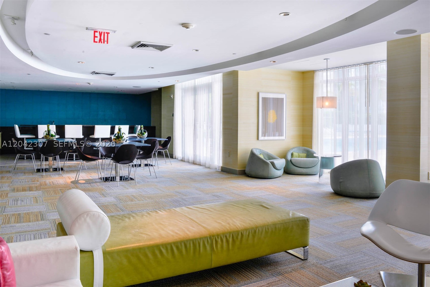 THE PLAZA 851 BRICKELL CO - Residential Lease