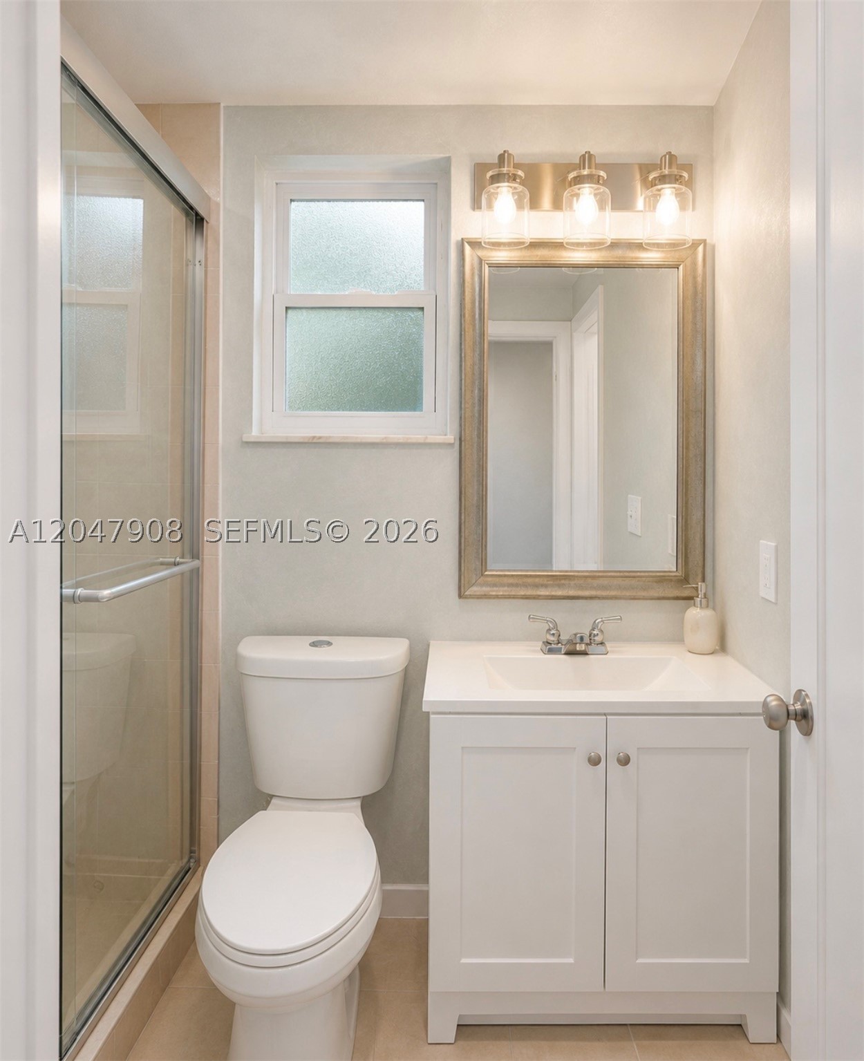 SHORES ESTATES - Residential Lease