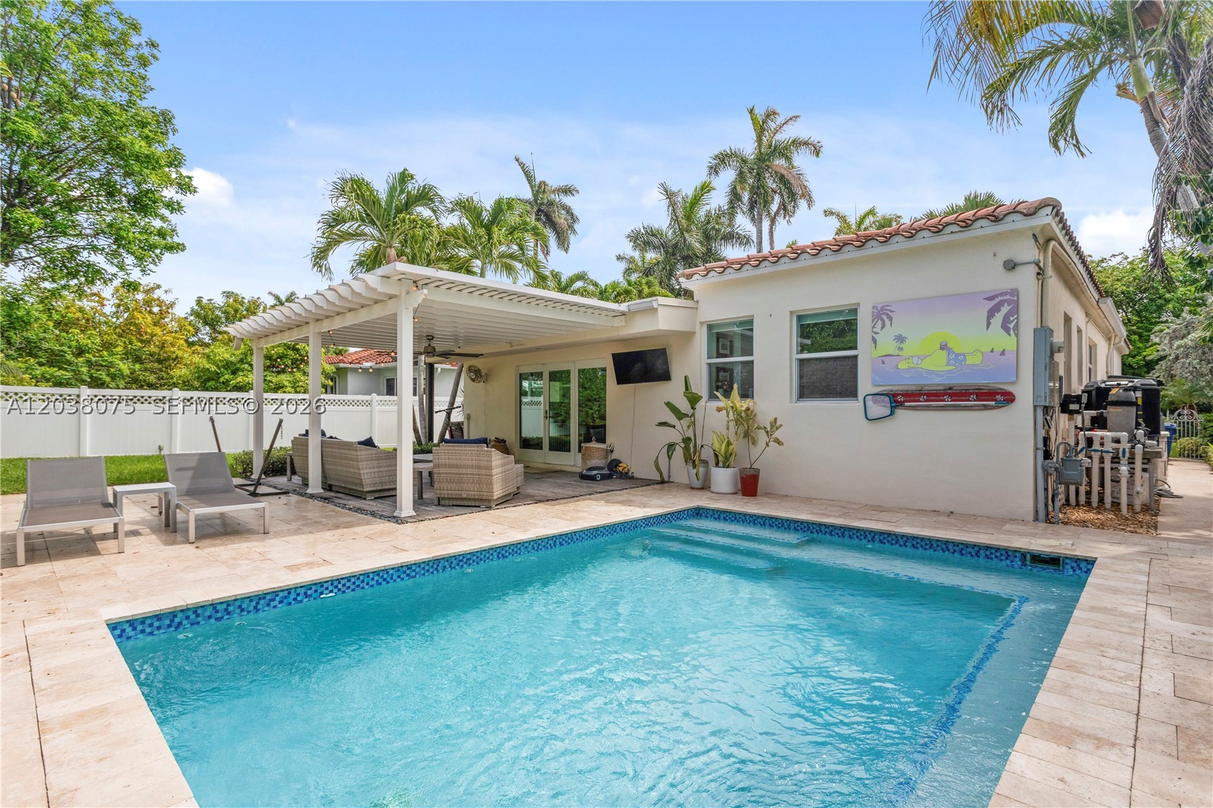 NORTH BAY ISLAND - Residential