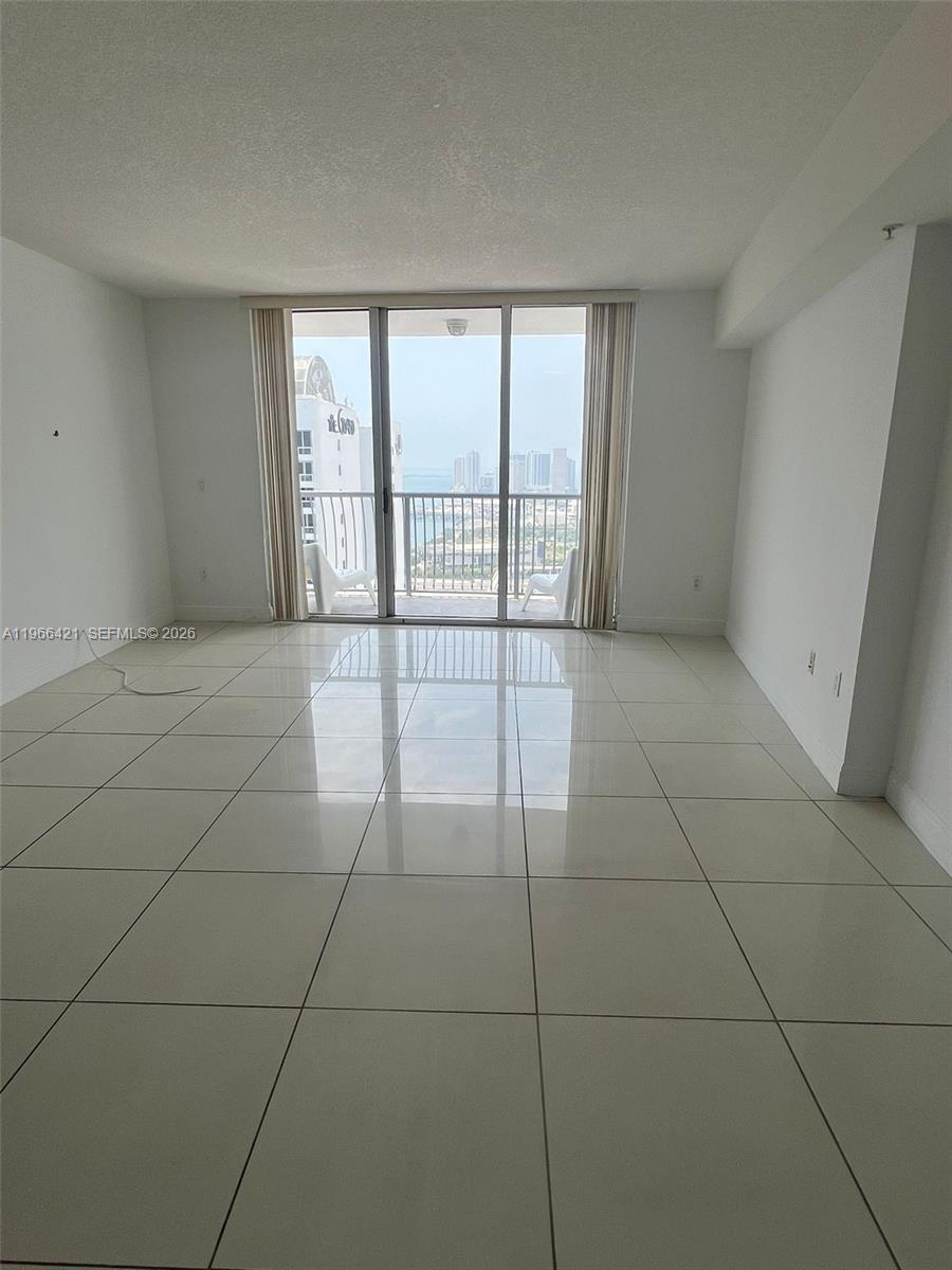 OPERA TOWER CONDO - Residential