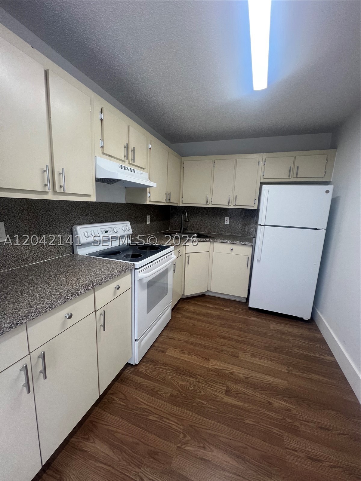 2ND ADDN TO BARACOA - Residential Lease