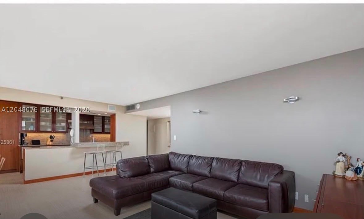 CLUB ATLANTIS CONDO - Residential