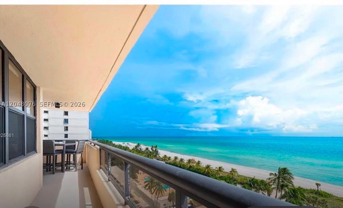 CLUB ATLANTIS CONDO - Residential