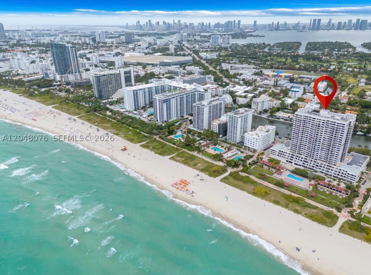 CLUB ATLANTIS CONDO - Residential
