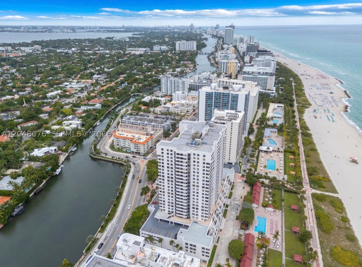 CLUB ATLANTIS CONDO - Residential