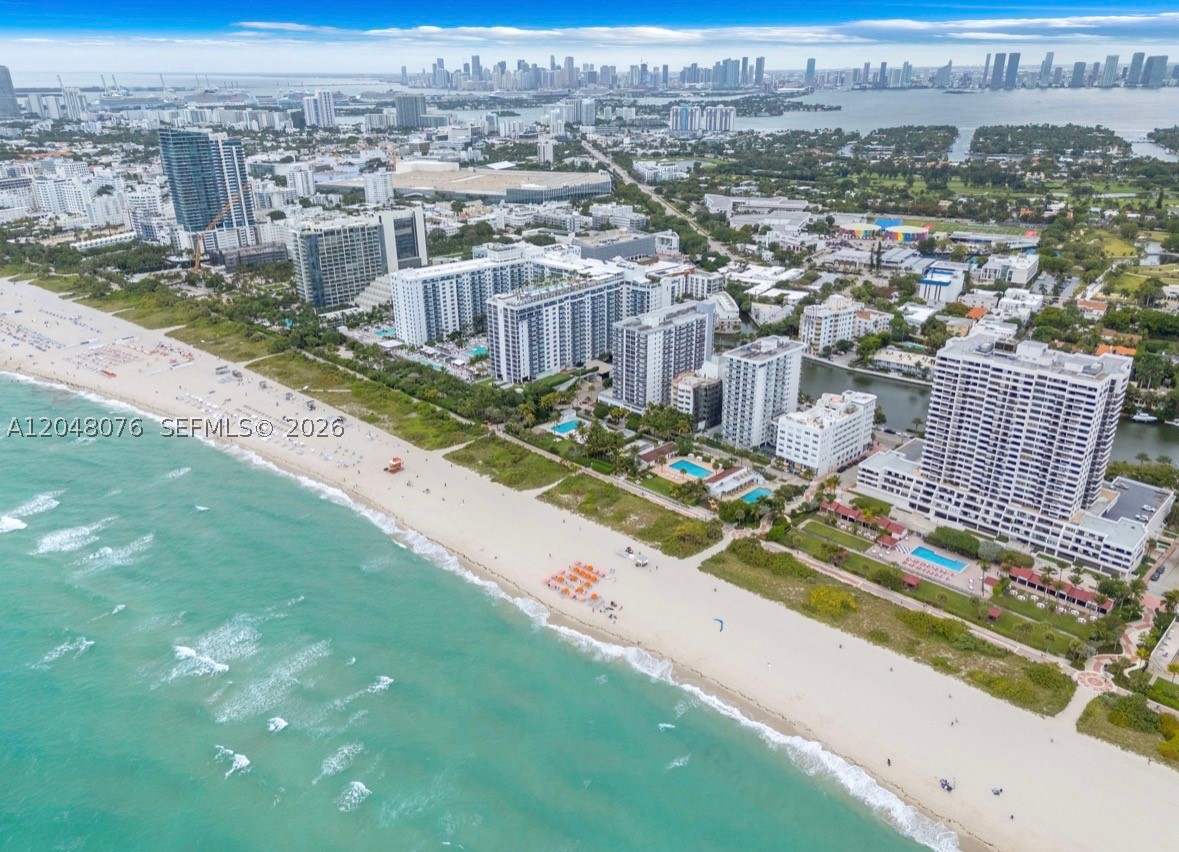CLUB ATLANTIS CONDO - Residential