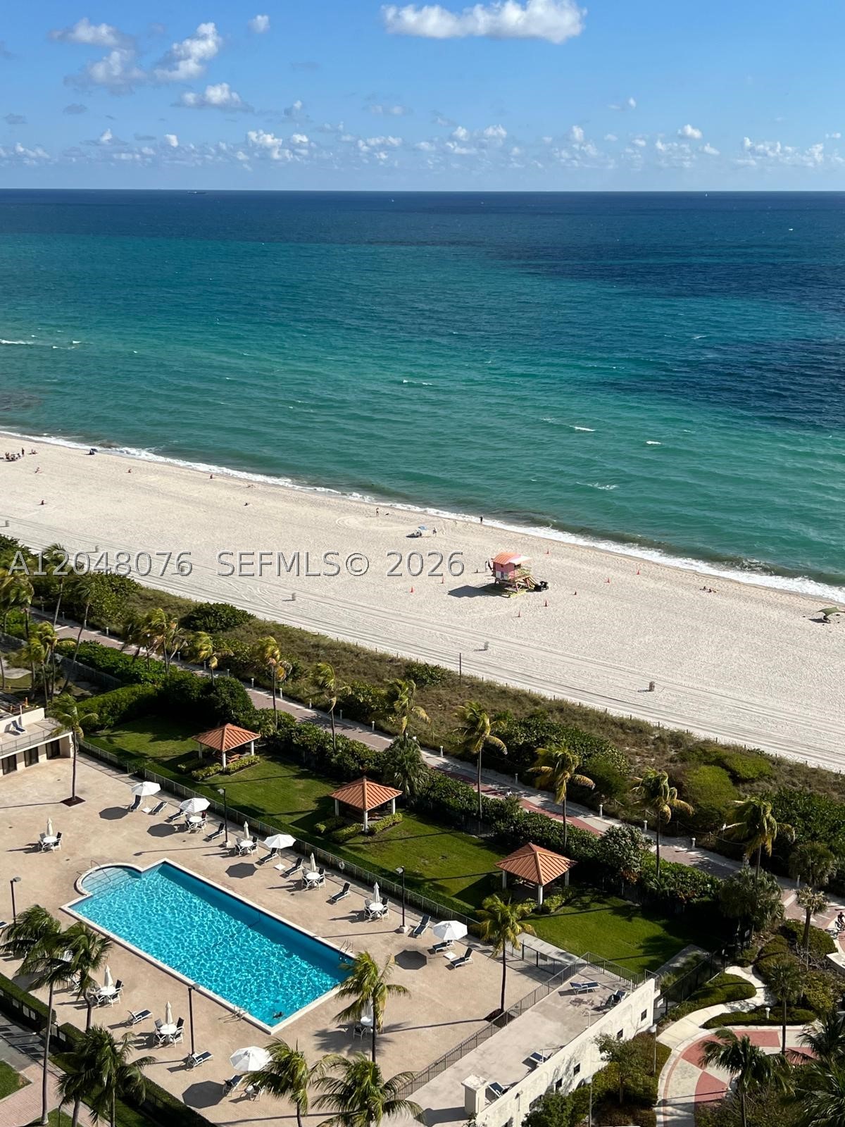 CLUB ATLANTIS CONDO - Residential