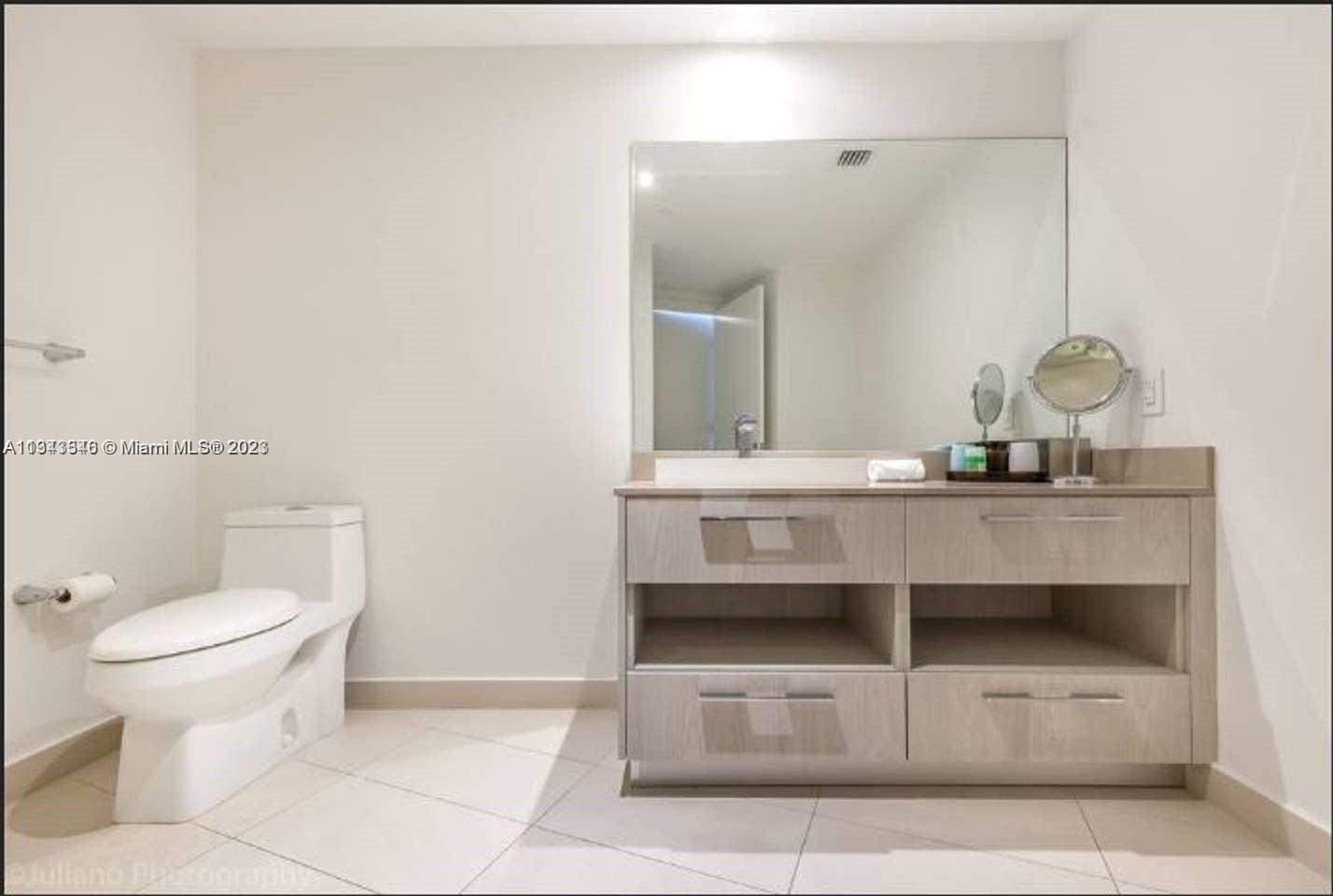 4111 SOUTH OCEAN DRIVE CO - Residential