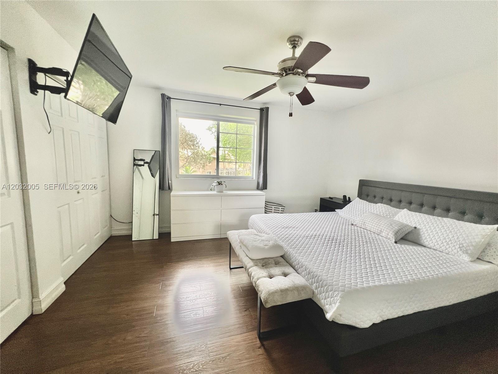 SECTORS 3 & 4 BOUNDARY PL - Residential Lease