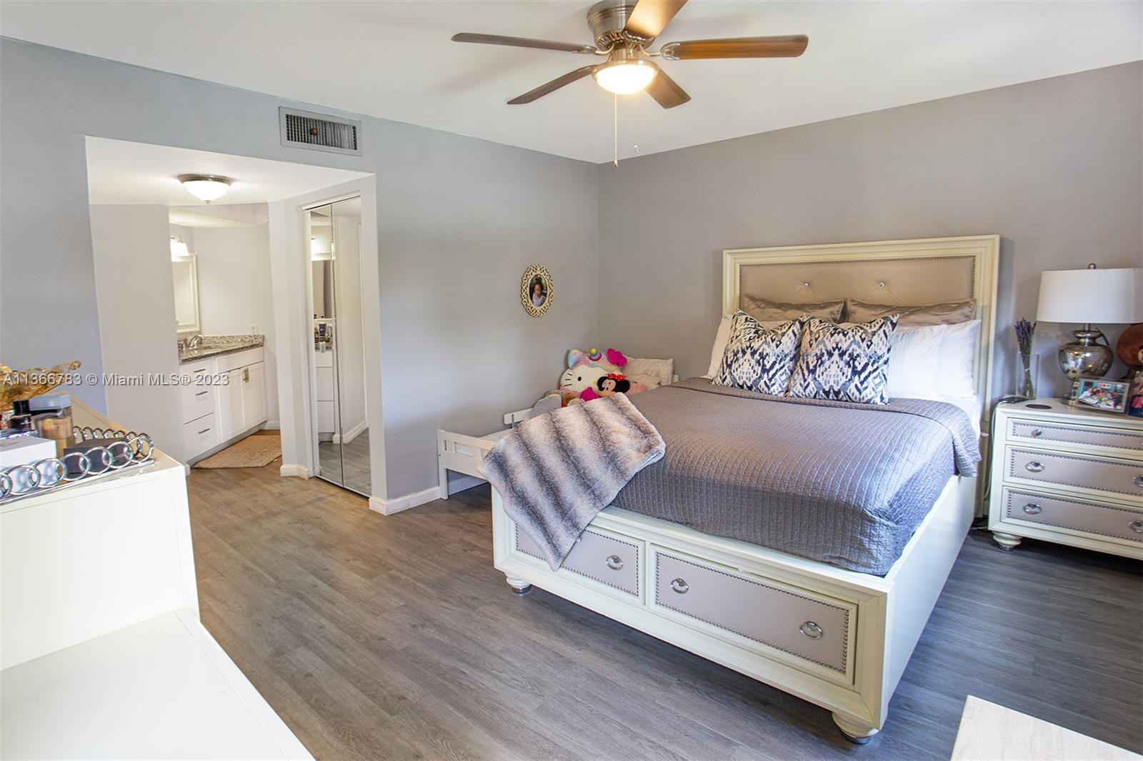 PLANTATION RACQUET CLUB - Residential