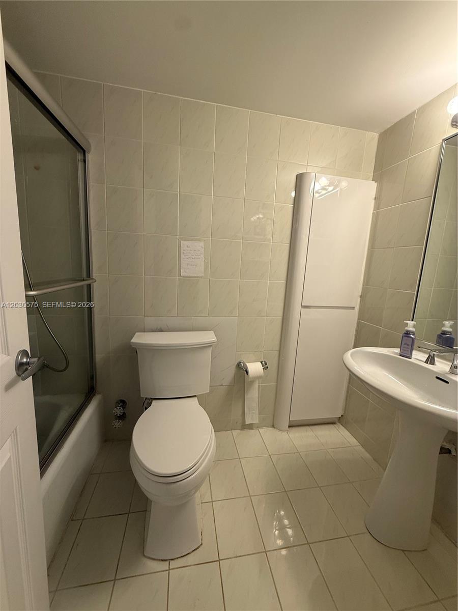 PARKER TOWER CONDO - Residential Lease