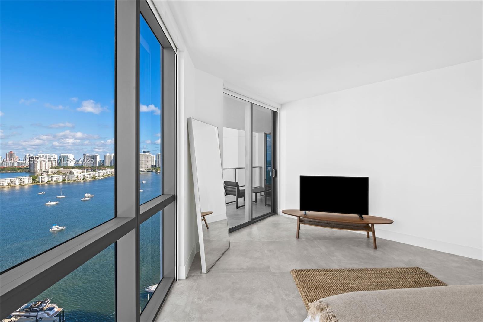 MARINA PALMS RESIDENCES S - Residential