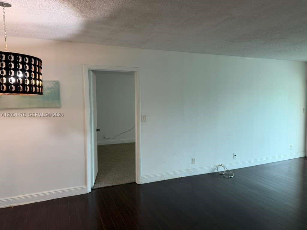 BUILDING ONE OF RACQUET C - Residential