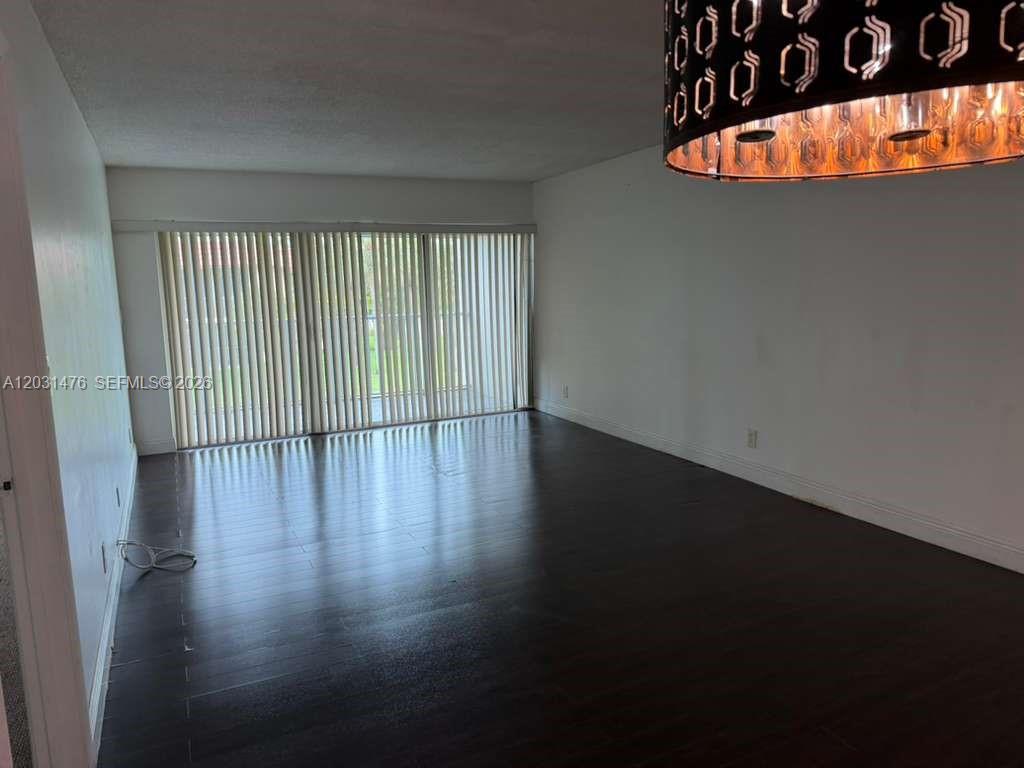 SPACIOUS 2-BEDROOM, 2-BATHROOM CONDO IN THE DESIRABLE RACQUET CLUB AT BONAVENTURE. SECOND-FLOOR. OPEN LIVING AND DINING AREA, LARGE BEDROOMS, WALK-IN CLOSET, AND PLENTY OF NATURAL LIGHT. ELEVATOR BUILDING WITH ASSIGNED PARKING AND ACCESS TO BONAVENTURE TOWN CENTER CLUB AMENITIES. CONVENIENTLY LOCATED NEAR MAJOR HIGHWAYS, SHOPPING, DINING, PARKS, AND EASY ACCESS TO i75.