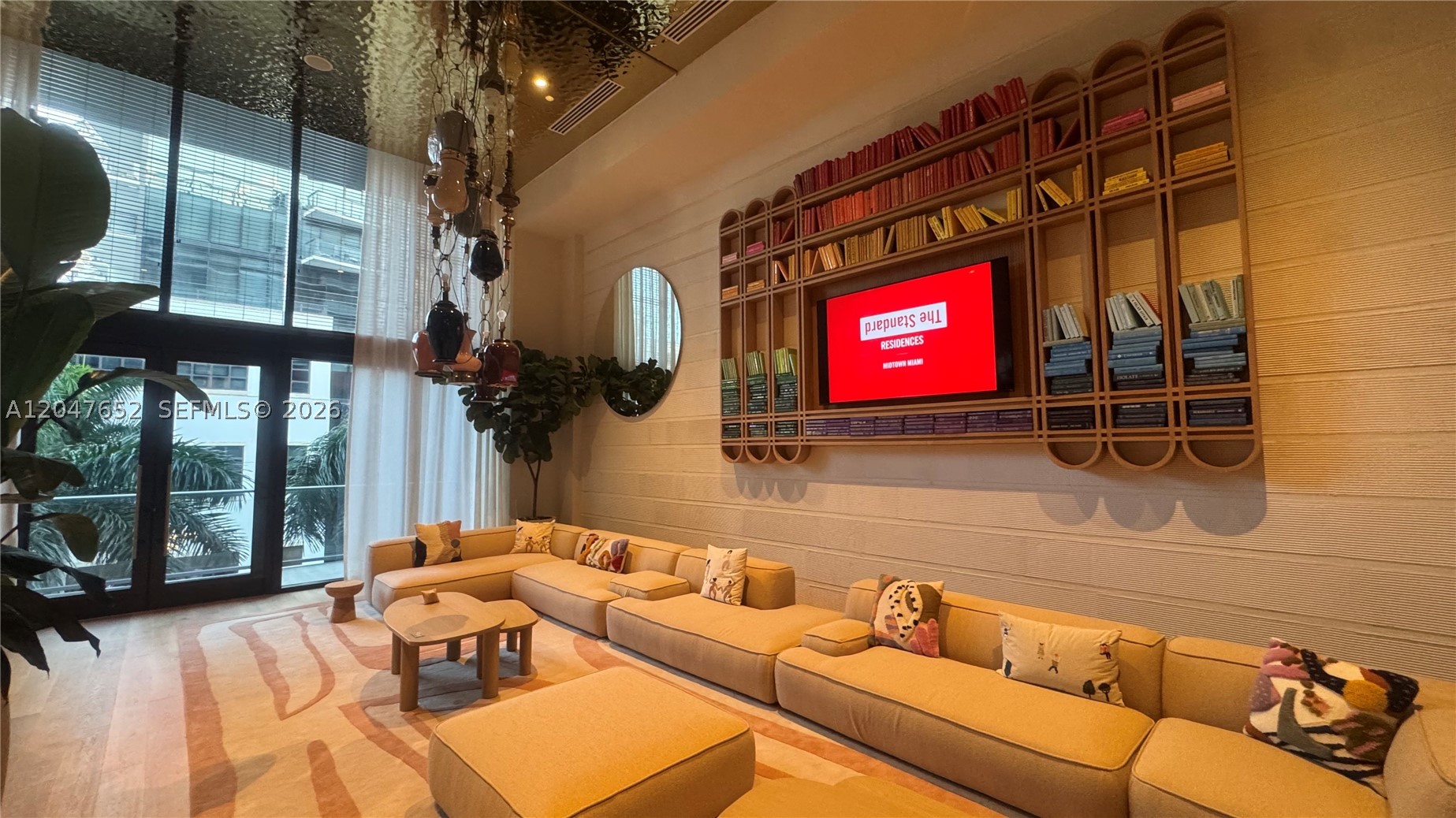 THE STANDARD MIDTOWN - Residential Lease