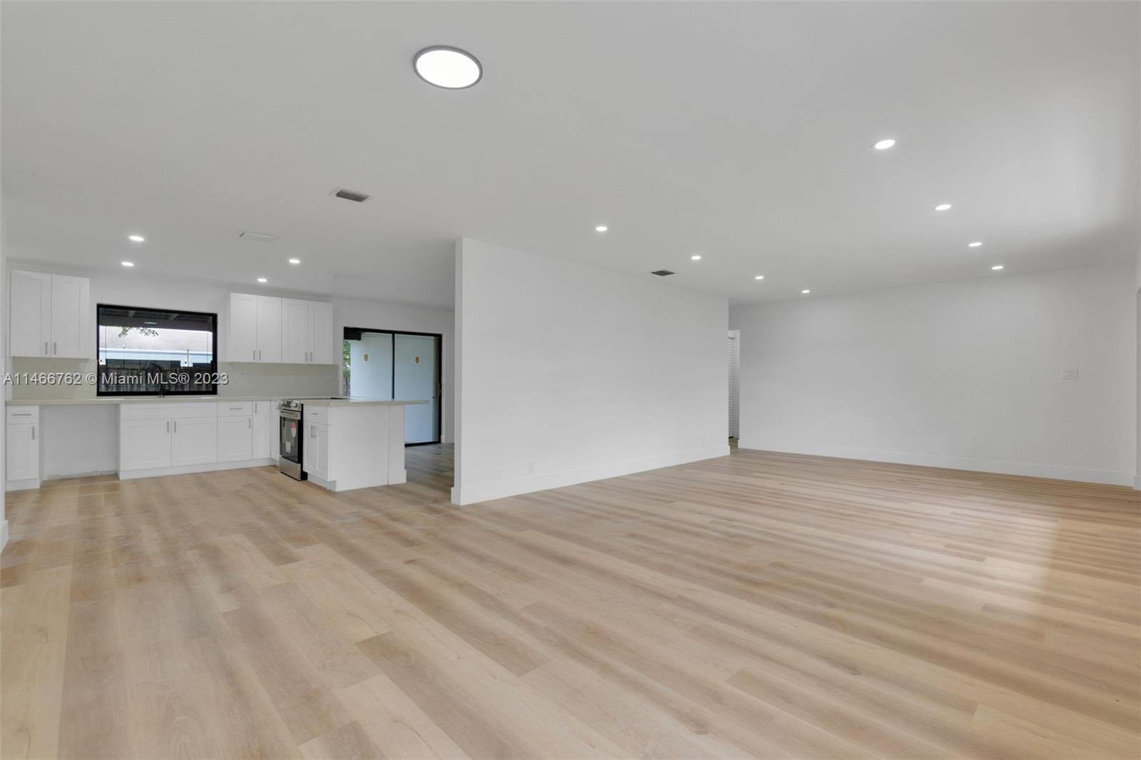 CARAVEL COUNTRY - Residential