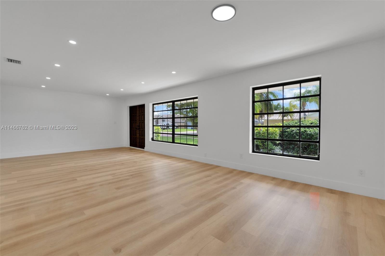 CARAVEL COUNTRY - Residential