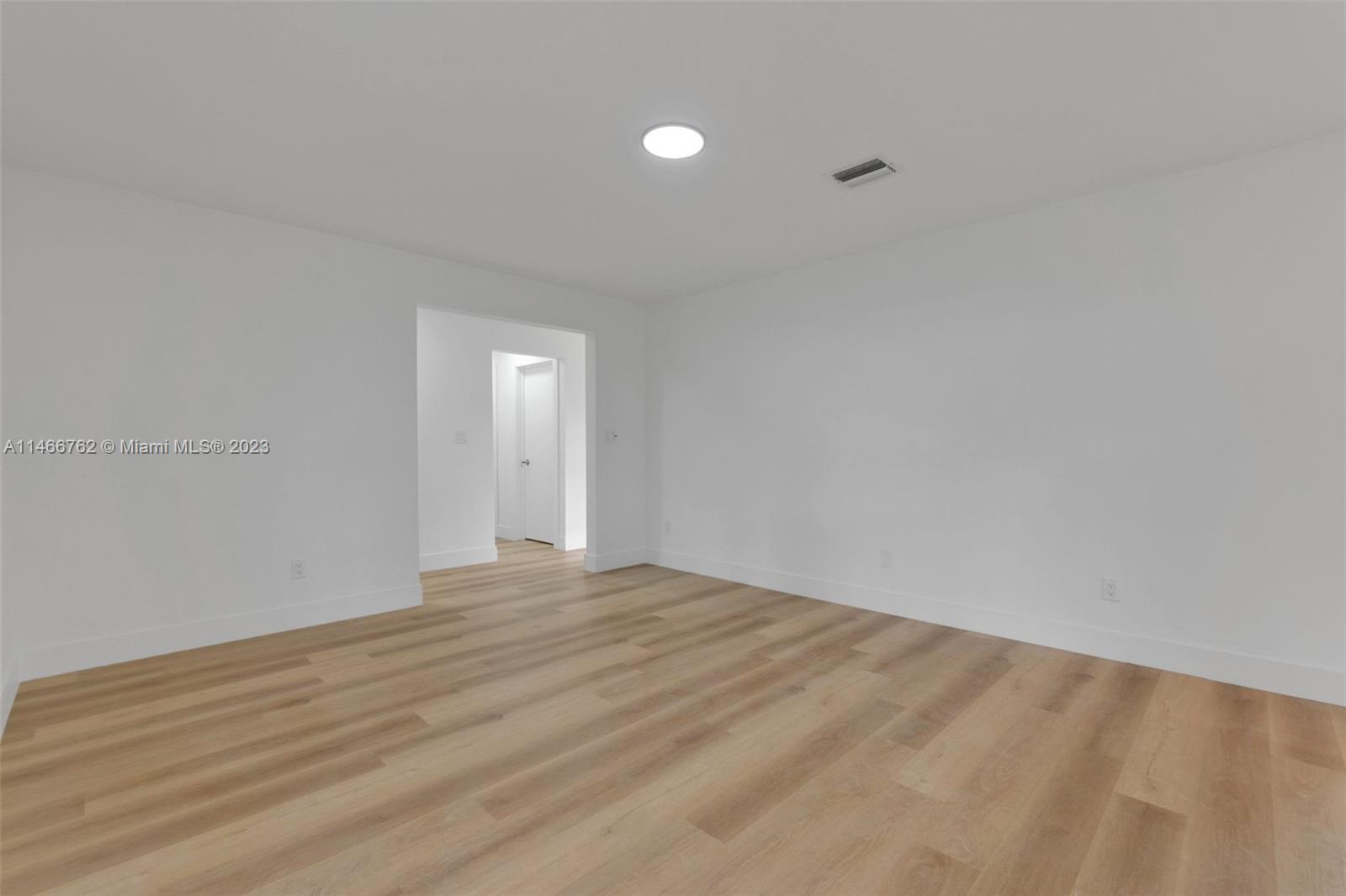 CARAVEL COUNTRY - Residential