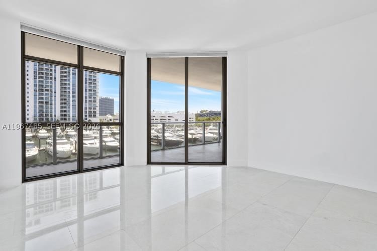 MARINA PALMS RESIDENCES N - Residential