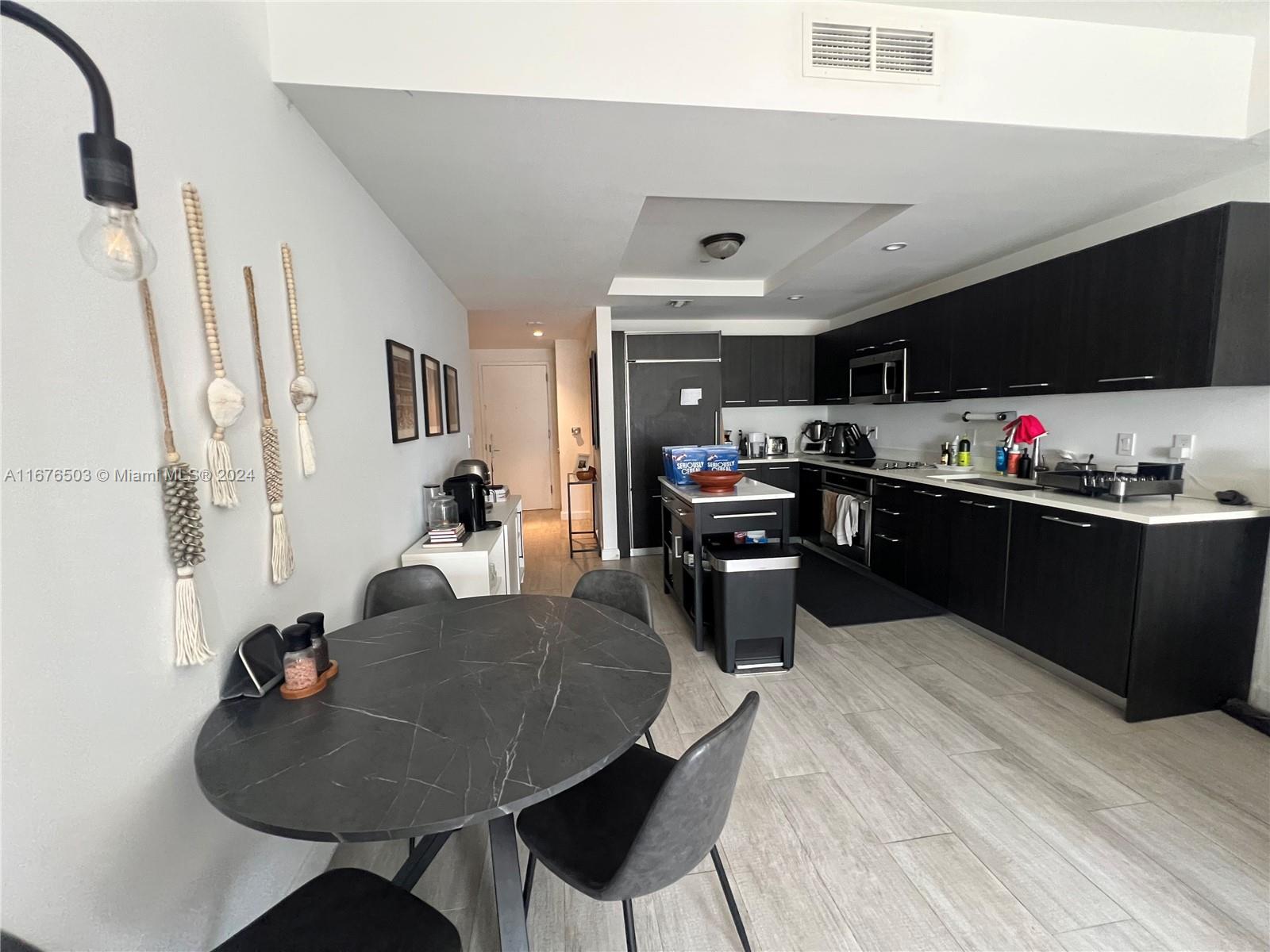BRICKELL HEIGHTS WEST CON - Residential